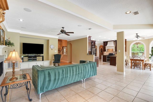 29545 Dobbin Huffsmith Road, Magnolia, TX 77354