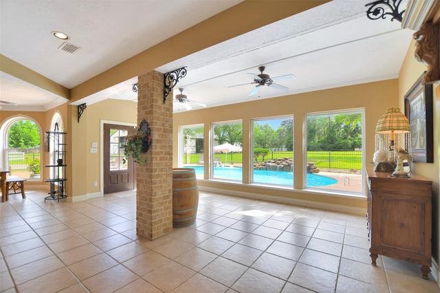 29545 Dobbin Huffsmith Road, Magnolia, TX 77354