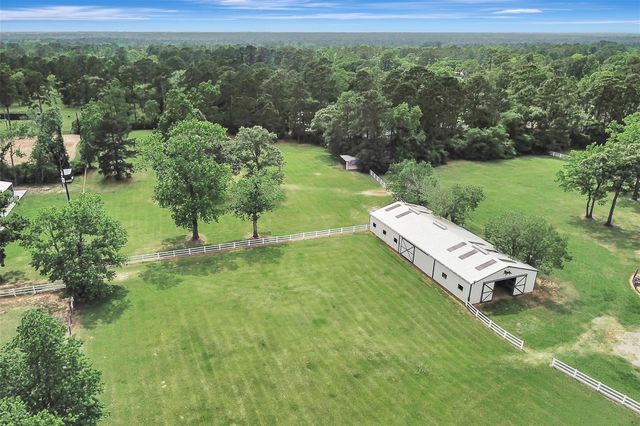 29545 Dobbin Huffsmith Road, Magnolia, TX 77354