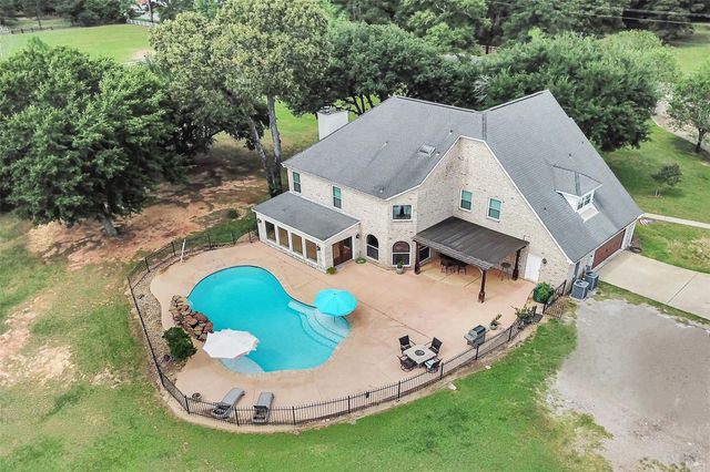 29545 Dobbin Huffsmith Road, Magnolia, TX 77354