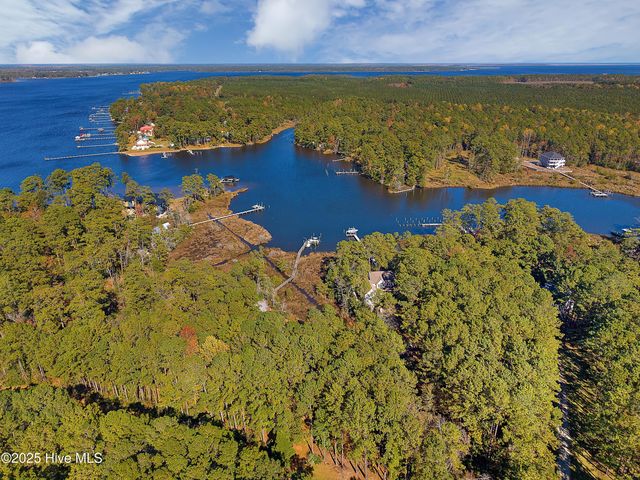 466 Bay Shores Road, Merritt, NC 28556
