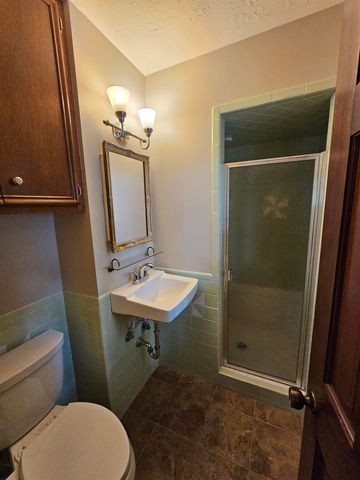 507 Akron, Augusta, KS 67010