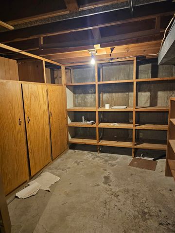 507 Akron, Augusta, KS 67010