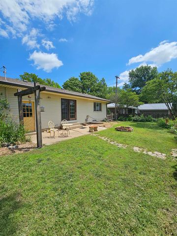 507 Akron, Augusta, KS 67010