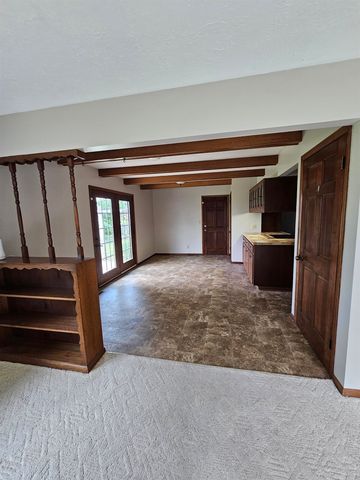 507 Akron, Augusta, KS 67010