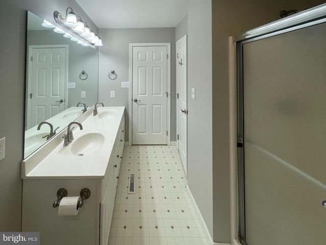 2 RIVER BEND PARK, Lancaster, PA 17602