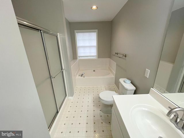 2 RIVER BEND PARK, Lancaster, PA 17602