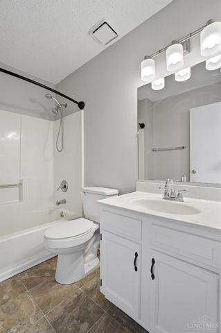 7626 Granby Way, West Chester, OH 45069