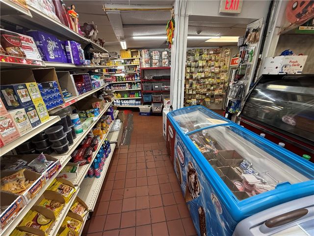 273 Academy Avenue, Providence, RI 02908