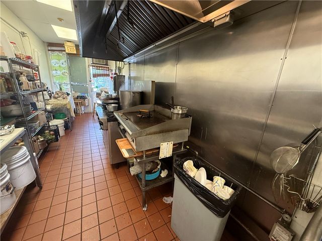 273 Academy Avenue, Providence, RI 02908