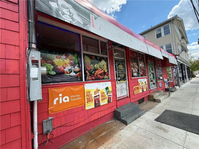 273 Academy Avenue, Providence, RI 02908