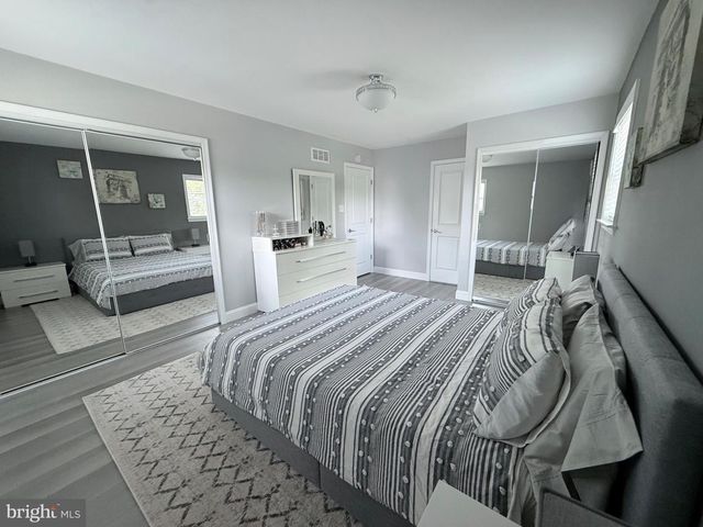 214 WELSFORD RD, Fairless Hills, PA 19030