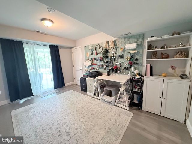 214 WELSFORD RD, Fairless Hills, PA 19030