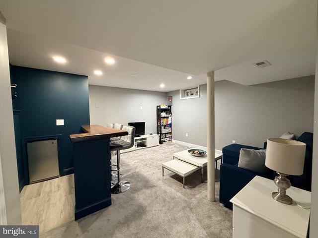 214 WELSFORD RD, Fairless Hills, PA 19030