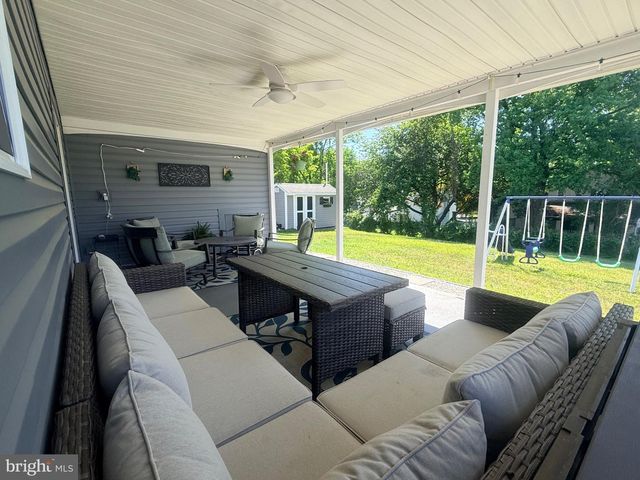 214 WELSFORD RD, Fairless Hills, PA 19030