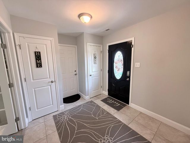 214 WELSFORD RD, Fairless Hills, PA 19030
