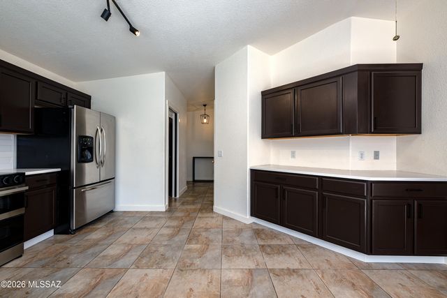 4219 S Mayberry Place, Tucson, AZ 85730