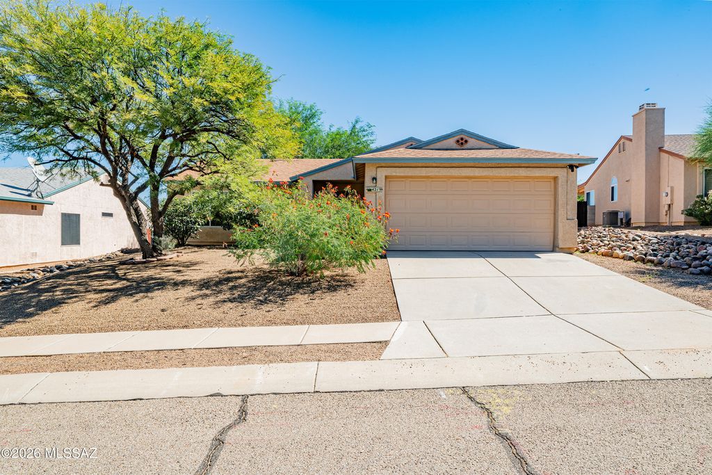 4219 S Mayberry Place, Tucson, AZ 85730
