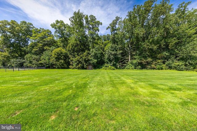 313 BELMONT CT, Mullica Hill, NJ 08062