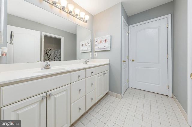 313 BELMONT CT, Mullica Hill, NJ 08062