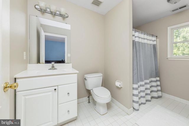 313 BELMONT CT, Mullica Hill, NJ 08062