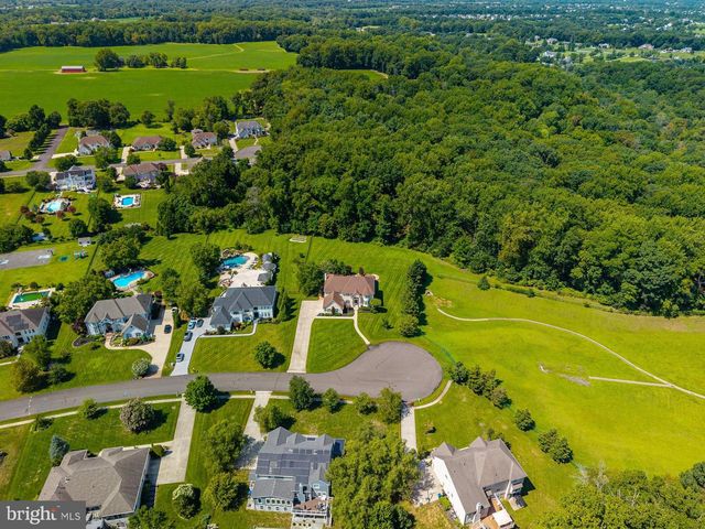 313 BELMONT CT, Mullica Hill, NJ 08062