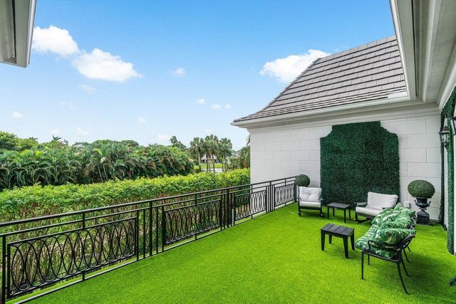 7172 Valencia Drive, Boca Raton, FL 33433