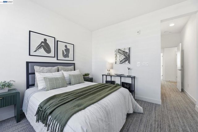 931 Edy Ln, Oakland, CA 94607
