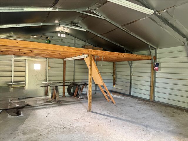 10065 Comanche, Quinlan, TX 75474