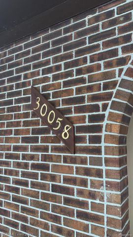 30058 Halecreek Street, Romulus, MI 48174