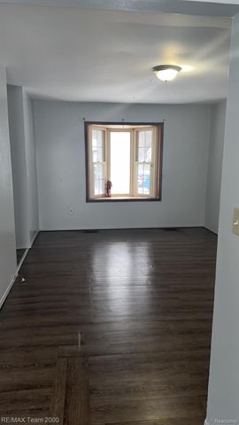 30058 Halecreek Street, Romulus, MI 48174