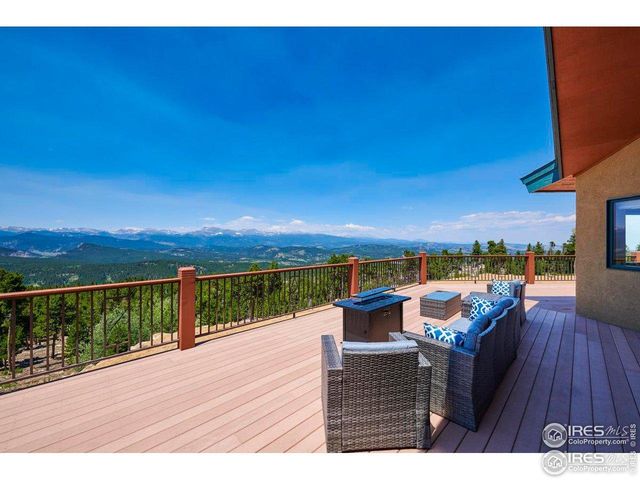 200 Kimwood Rd, Black Hawk, CO 80422