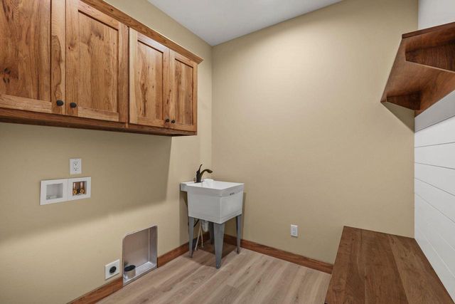 638 Sunset & 217 Dale Drive, Lodi, WI 53555