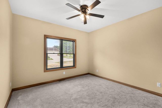638 Sunset & 217 Dale Drive, Lodi, WI 53555