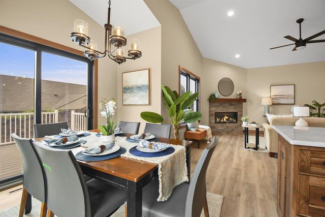 638 Sunset & 217 Dale Drive, Lodi, WI 53555