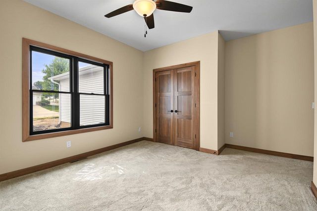 638 Sunset & 217 Dale Drive, Lodi, WI 53555