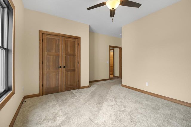 638 Sunset & 217 Dale Drive, Lodi, WI 53555