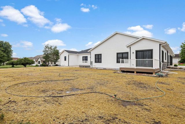 638 Sunset & 217 Dale Drive, Lodi, WI 53555