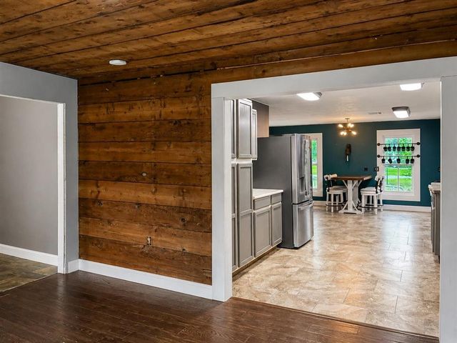 401 W First St Street, Iowa, LA 70647