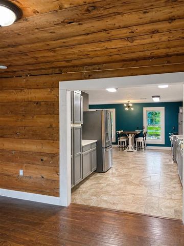 401 W First St Street, Iowa, LA 70647