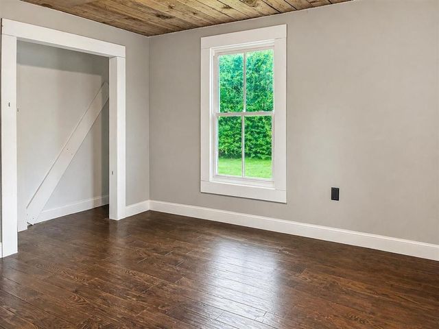 401 W First St Street, Iowa, LA 70647