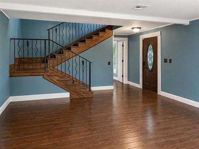 401 W First St Street, Iowa, LA 70647