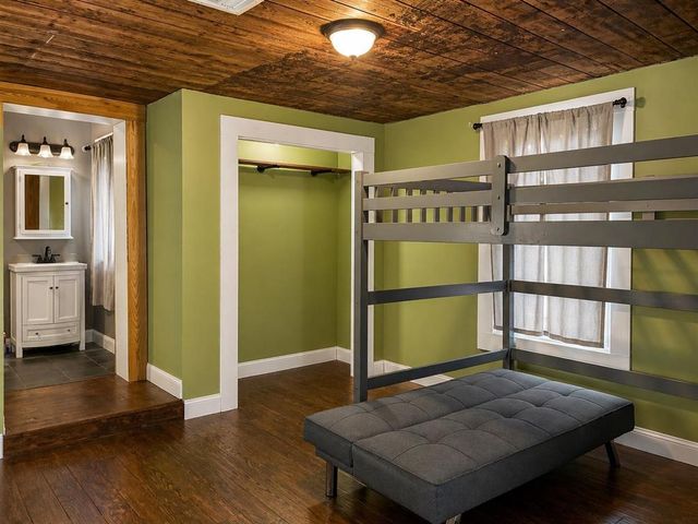 401 W First St Street, Iowa, LA 70647