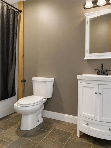 401 W First St Street, Iowa, LA 70647
