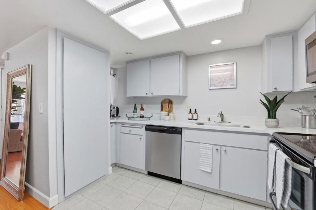 Image 9 of property listing at 2465 Sequester Court, San Jose, CA 95133