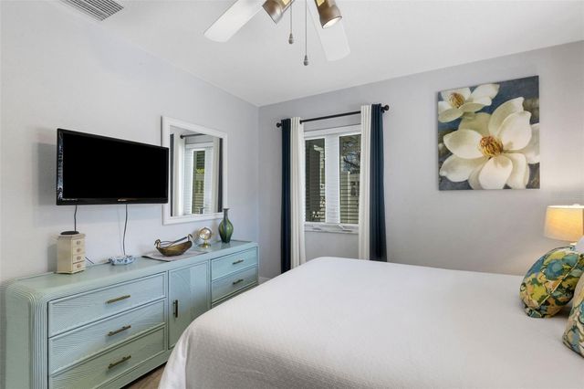 2529 SUNSET DRIVE, Largo, FL 33770