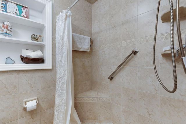 2529 SUNSET DRIVE, Largo, FL 33770