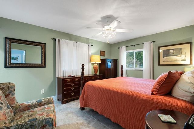 2529 SUNSET DRIVE, Largo, FL 33770