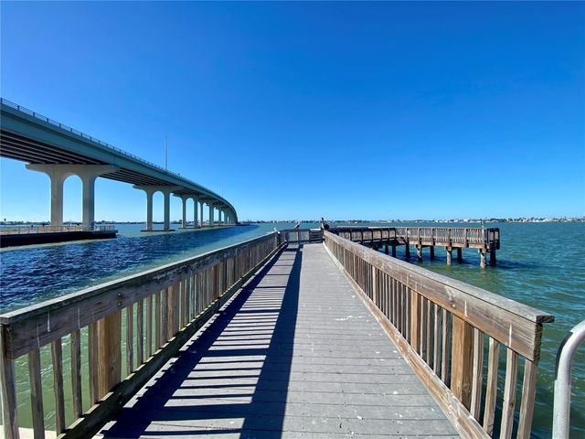 2529 SUNSET DRIVE, Largo, FL 33770