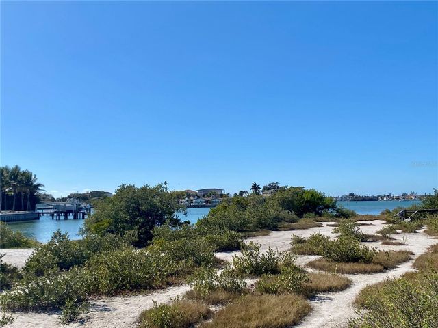 2529 SUNSET DRIVE, Largo, FL 33770